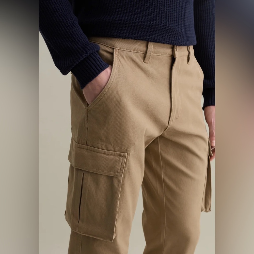 NWT SIZE 48/US 32  Tan Cargo Pants for Men